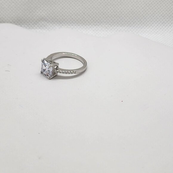 Brand New Sterling Silver 925 Square Gemstone CZ Ring - Picture 4 of 5